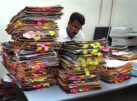 Govt not considering to change five-day week for employees